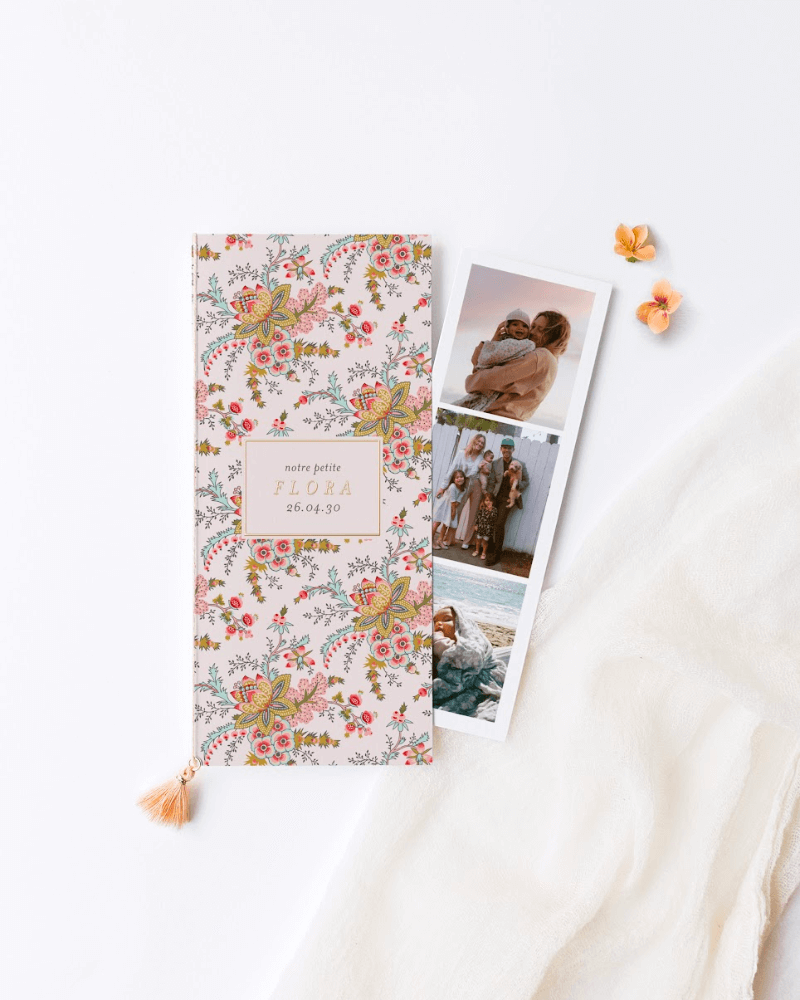 faire-part de naissance photomaton avec motifs de fleurs bohèmes