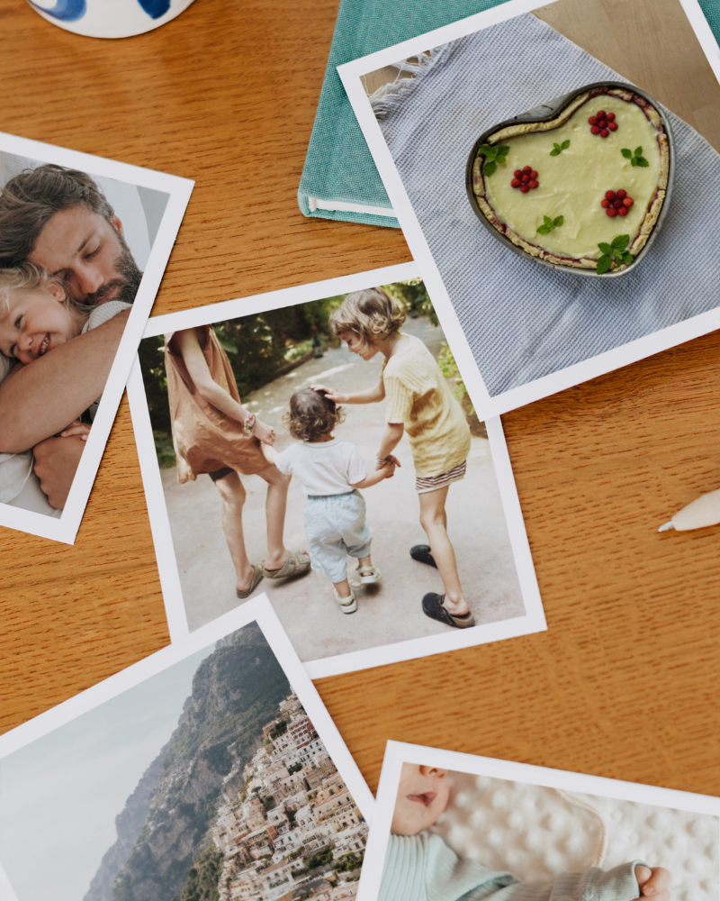 tirages photo polaroid avec photos de famille